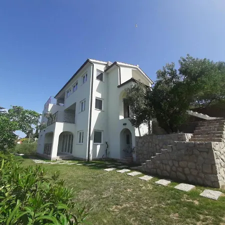 Mia Апартаменты Раб