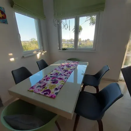 Mia Apartment *